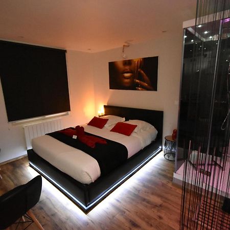Spa Privatif Love Room, Le Hammam Et Bulles, Chez Nuits Chartraines Chartres Zewnętrze zdjęcie