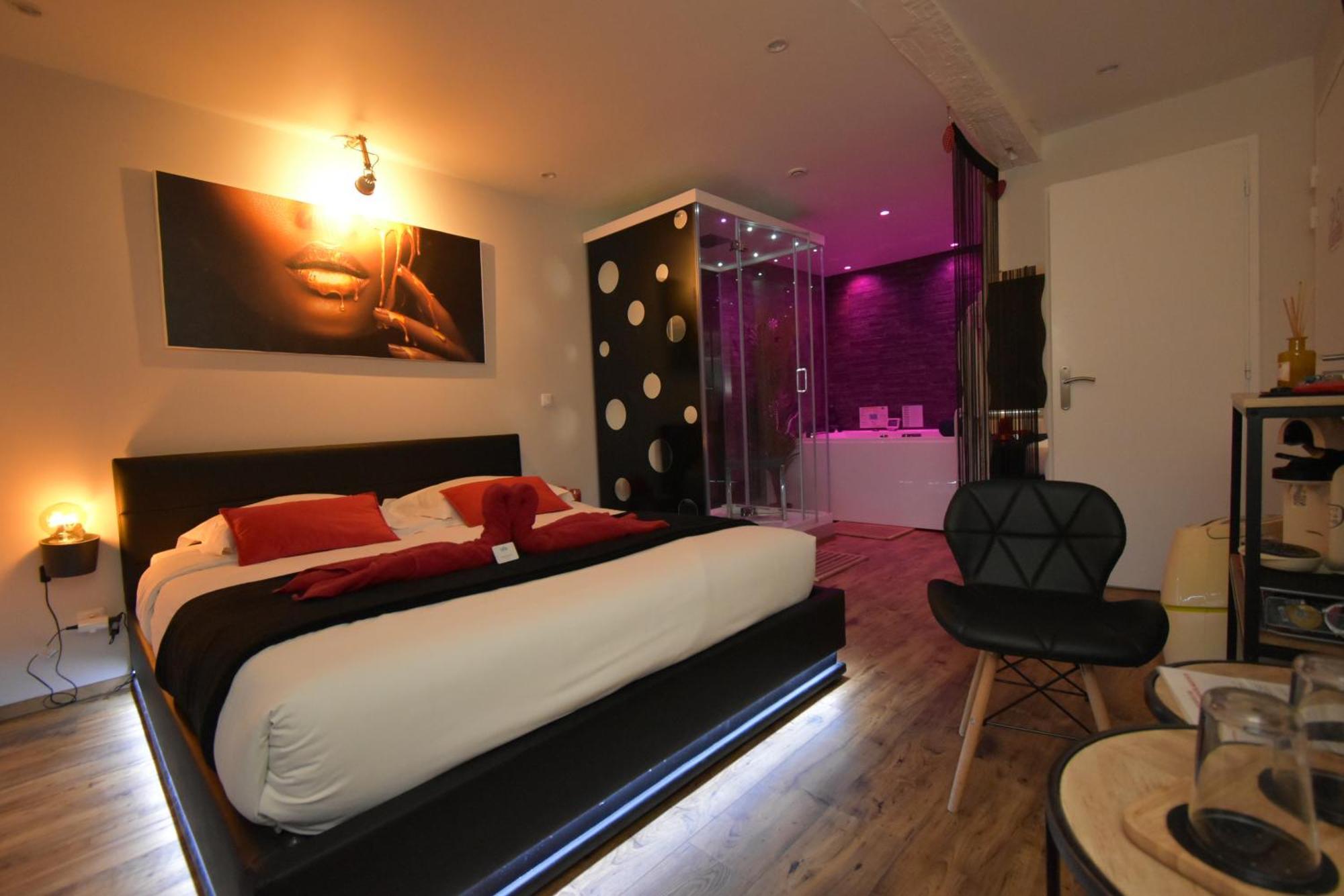 Spa Privatif Love Room, Le Hammam Et Bulles, Chez Nuits Chartraines Chartres Zewnętrze zdjęcie